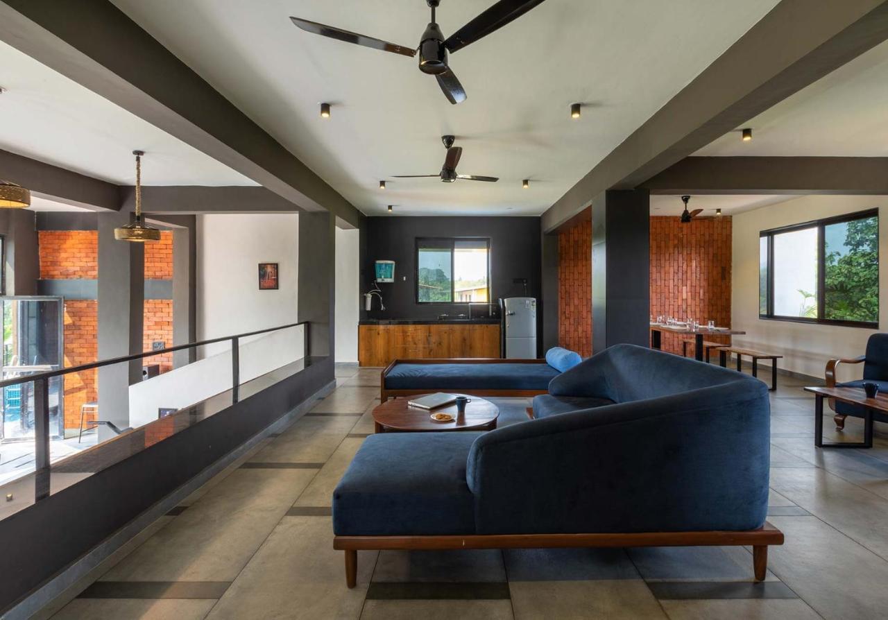 Two Villa By Stayvista With Infinity Pool, Farm & Mountain Views, Modern Interiors Karjat Luaran gambar